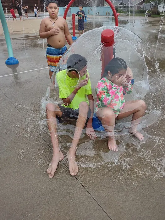 Dupont Splash Pad 9