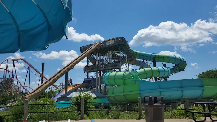 Hurricane Harbor Chicago 2