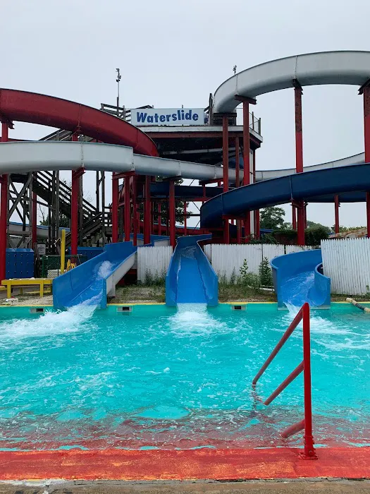 Action Amusements Waterslide 0