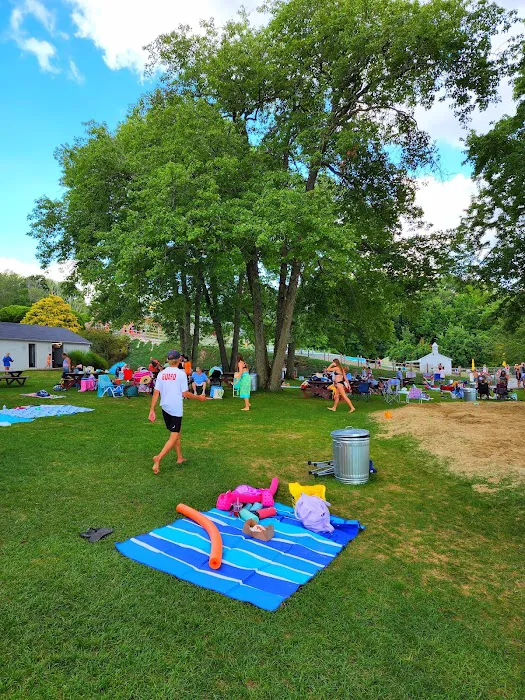 Breezy Picnic Grounds Waterslides 7