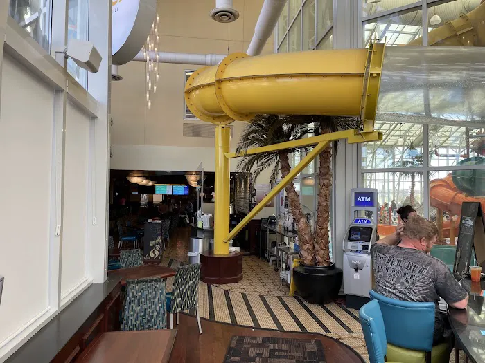 WaTiki® Indoor Waterpark Resort 4