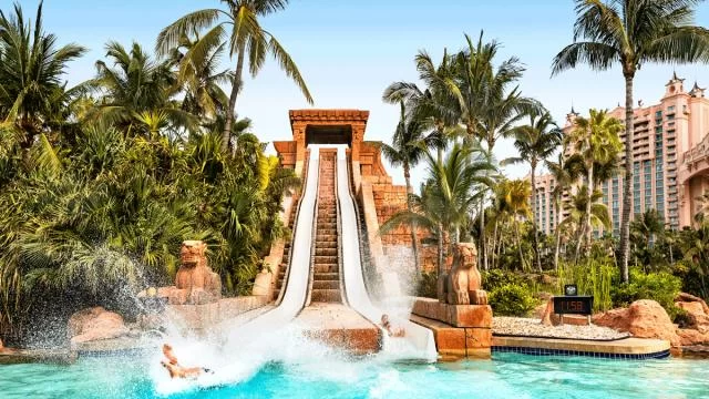Top Water Parks in the U.S. with Pools and Hot Tubs for Families