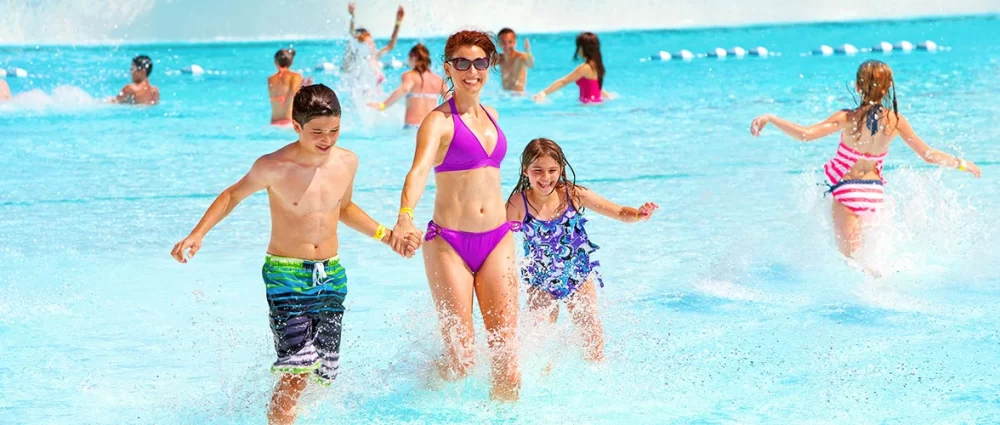 Top Water Parks for Toddlers and Young Kids in the USA: Family-Friendly Fun