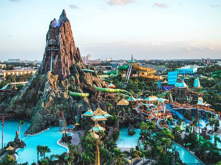 Discover the Best Water Parks in the USA with Group Discounts