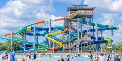 Discover the Best Water Parks with Interactive Play Zones for Family Fun