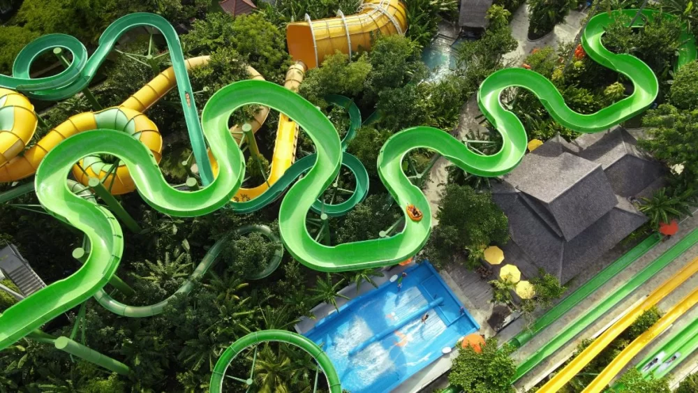 Exploring Eco-Friendly and Sustainable Practices in Modern Water Parks