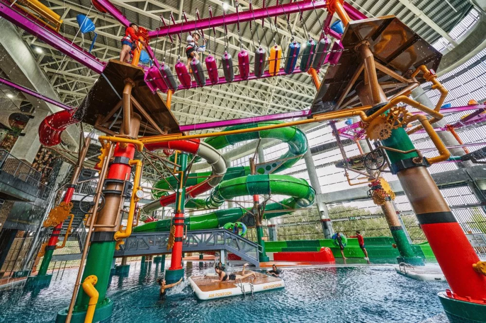 Top Water Parks Perfect for Rainy Day Visits – Indoor Fun and Safety Tips