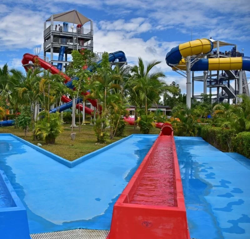 Water Parks with Designated Smoking Areas: A Guide for Considerate Visitors