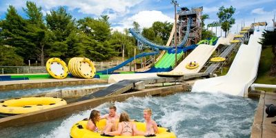 Best Water Parks with Themed Character Meet and Greets for Family Fun