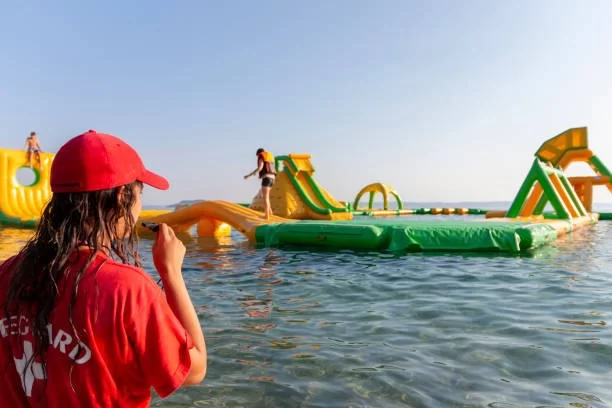 Top Water Parks with the Best Lifeguard Safety Records in the U.S.